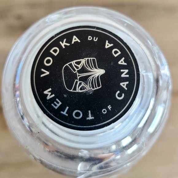Totem vodka Canada empty collectible bottle with cup. - Picture 9 of 9